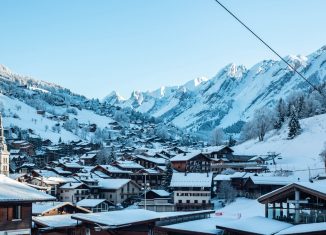 La Clusaz station